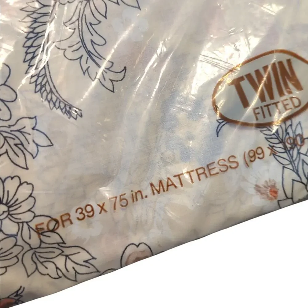 TASTEMAKER Vintage 1970s Floral Percale Victorian Bouquet Twin Fitted Sheet NEW